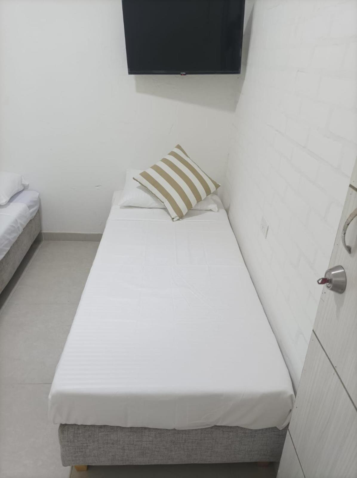 Catalleya Hostel