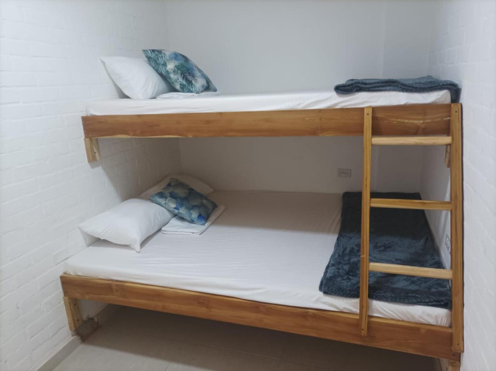 Catalleya Hostel