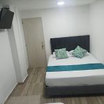 Hostal Catalleya