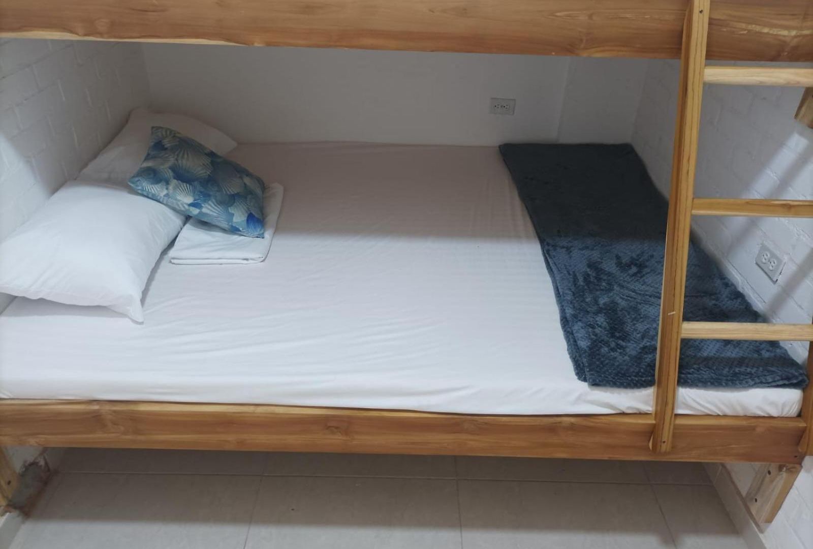 Catalleya Hostal *