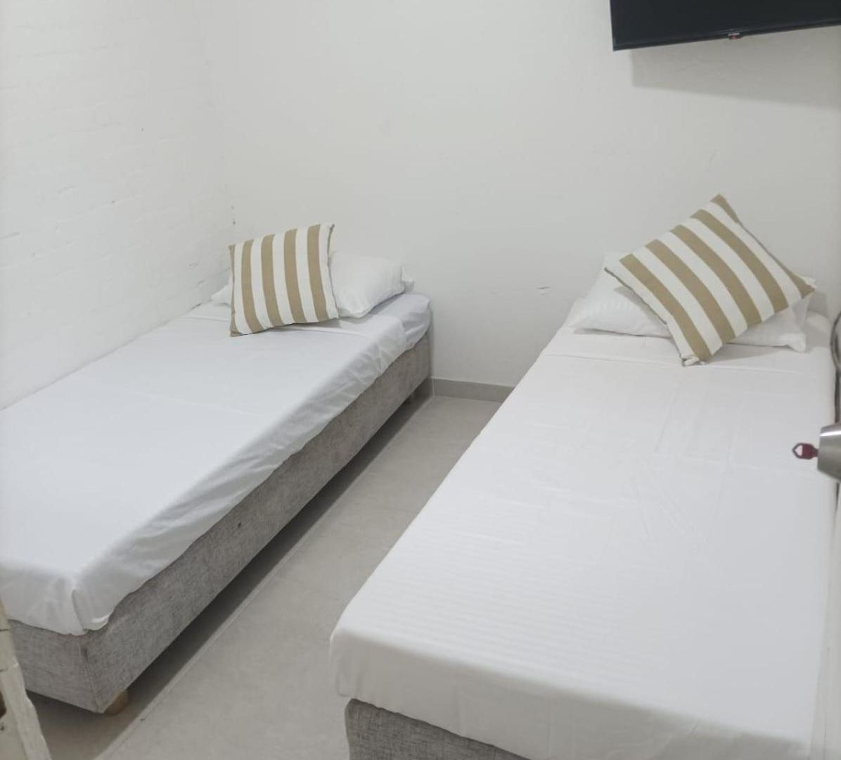 Catalleya Hostal *