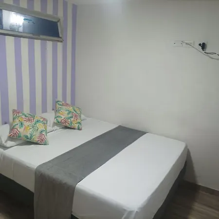 Hostal Catalleya