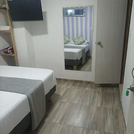 Hostal Catalleya