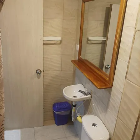 Catalleya Hostal *